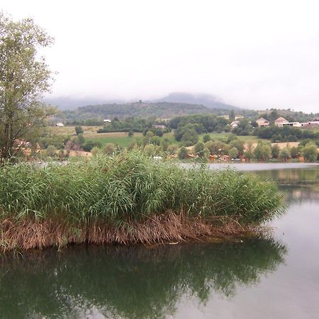 Camping La Motte Flottante La Freissinouse Buitenkant foto