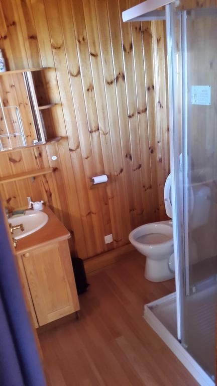 Camping La Motte Flottante La Freissinouse Buitenkant foto
