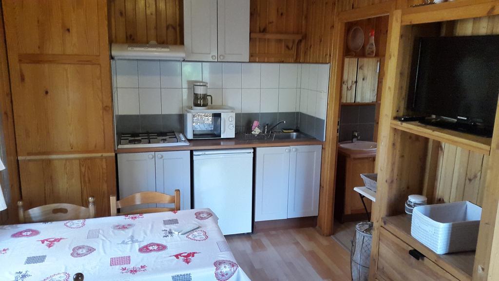 Camping La Motte Flottante La Freissinouse Buitenkant foto