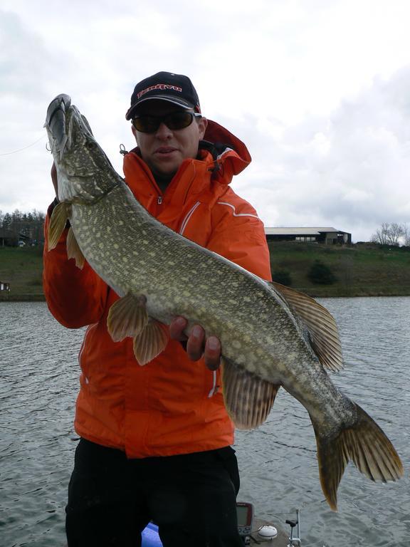Camping La Motte Flottante La Freissinouse Buitenkant foto