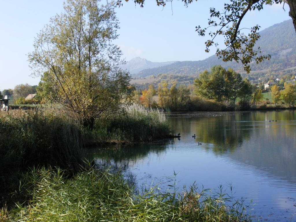 Camping La Motte Flottante La Freissinouse Buitenkant foto